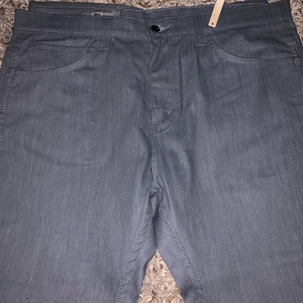 Levi’s Jean - Picture 3 of 3